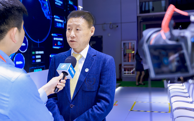 人力资源公司圣淘沙dh国际高级副总裁段立新接受媒体采访